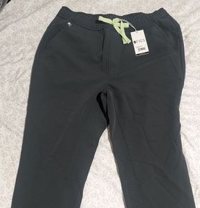 Brand new Figs jogger pants scrubs